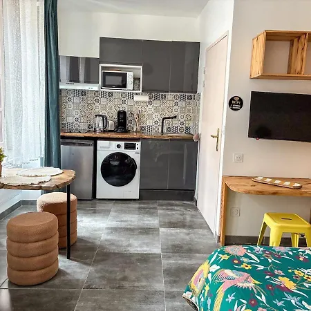 Le Rempart Du Boudoir A *
